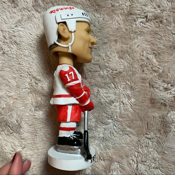 Red Wings Brett Hull bobble head collectible - Picture 4 of 6